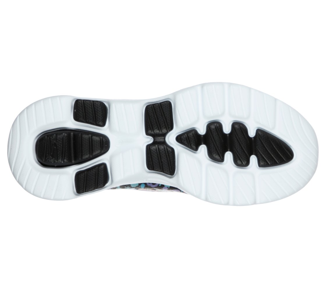 GO WALK 5 - BLOSSOMS,  Footwear Bottom View