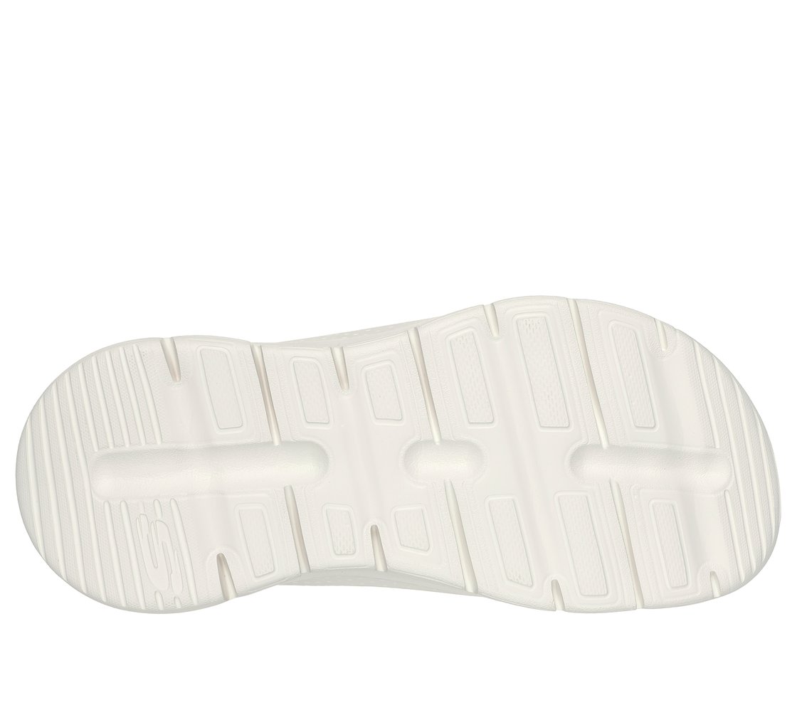 ARCH FIT FOAMIES - LIFESTYLE,  Footwear Bottom View