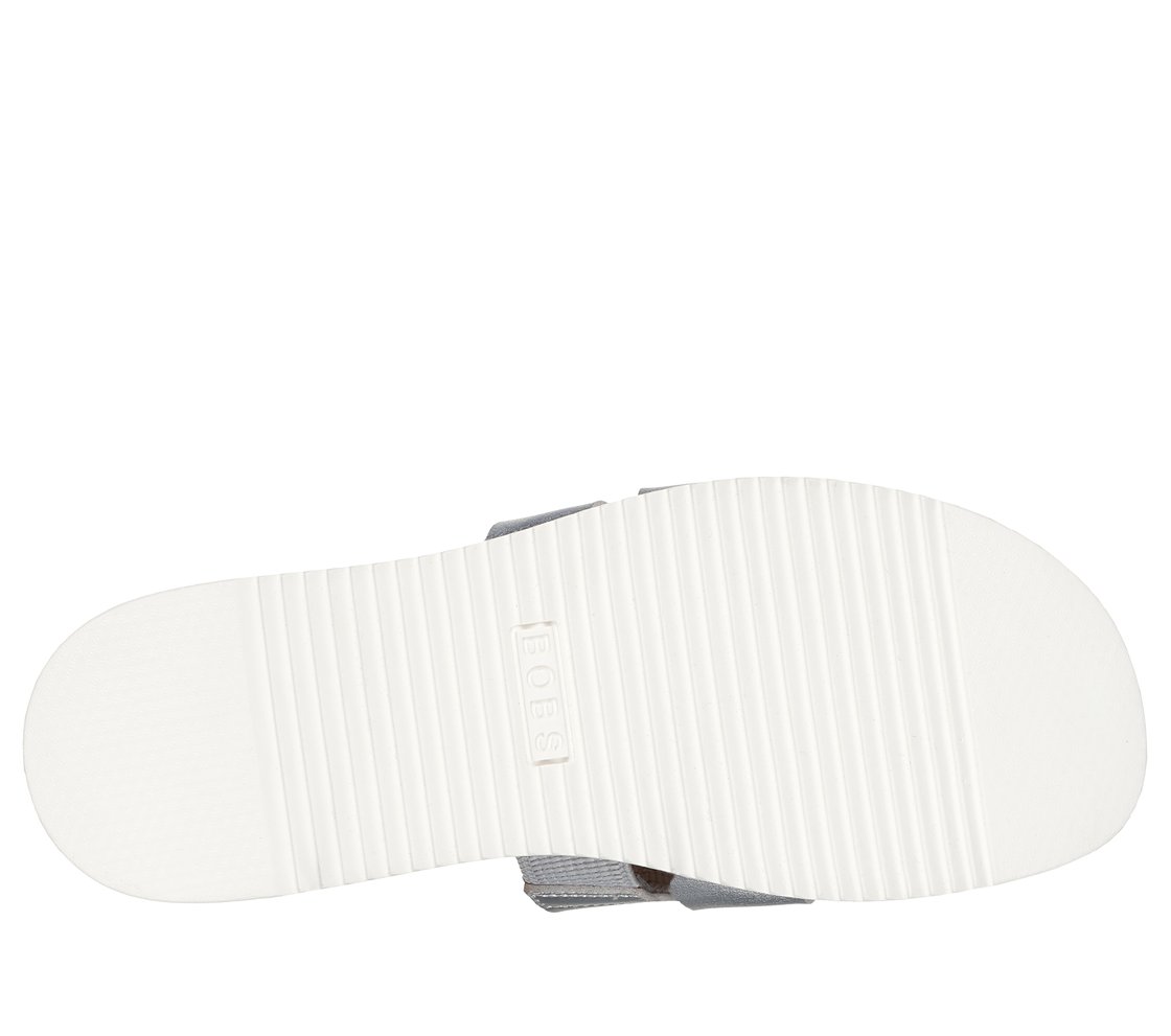 DESERT KISS LOW - PEAK LOOK, SILVER Footwear Bottom View