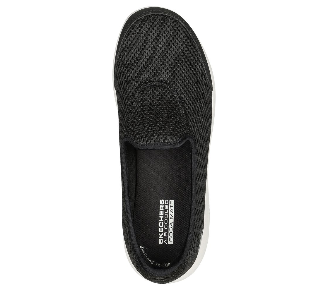 GO WALK TRAVEL - VARALI, BLACK/WHITE Footwear Top View