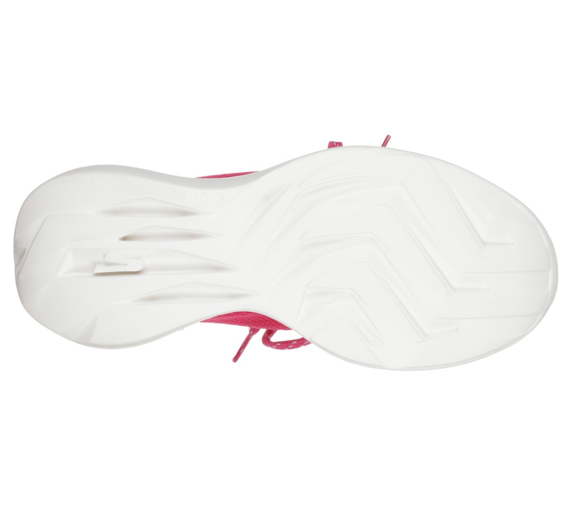 GO RUN FAST-INVIGORATE,  Footwear Bottom View
