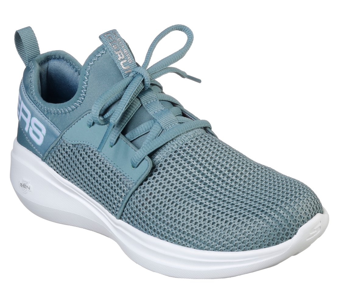 GO RUN FAST-VALOR,  Footwear Right View