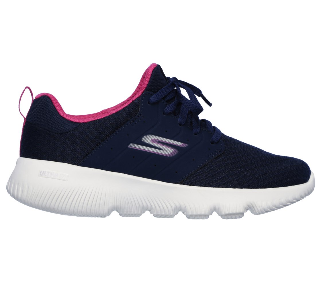 GO RUN FOCUS-APPROACH,  Footwear Right View