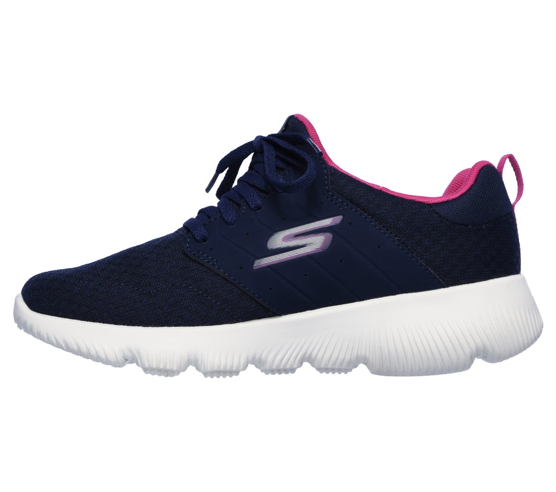 GO RUN FOCUS-APPROACH,  Footwear Left View