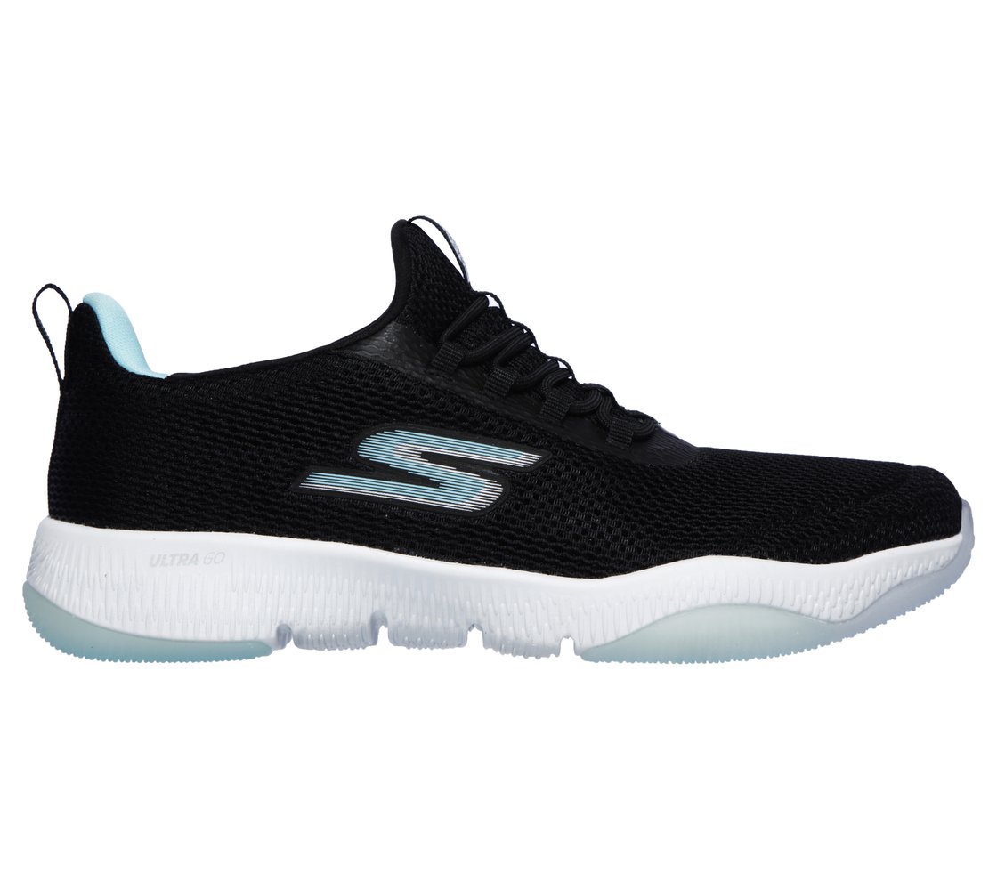 GO RUN TR- RETAIN,  Footwear Right View