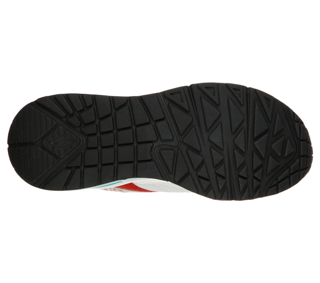 UNO HI-WILDLY HIGH,  Footwear Bottom View