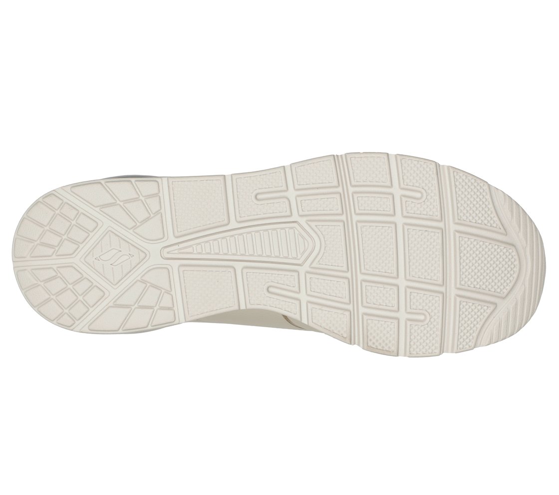 UNO 2 - GOLDEN TRIM,  Footwear Bottom View