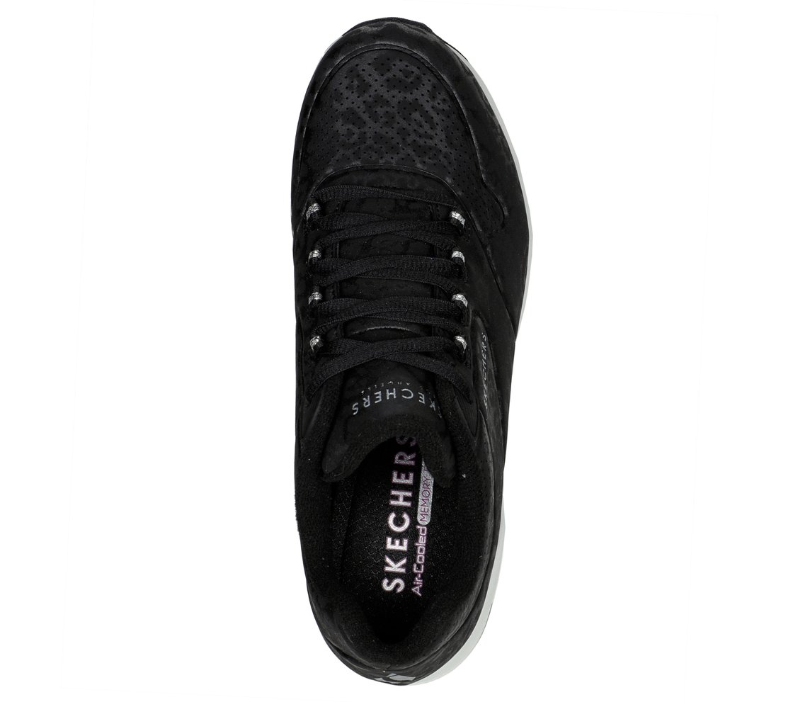 UNO 2 - IN-KAT-NEATO,  Footwear Top View