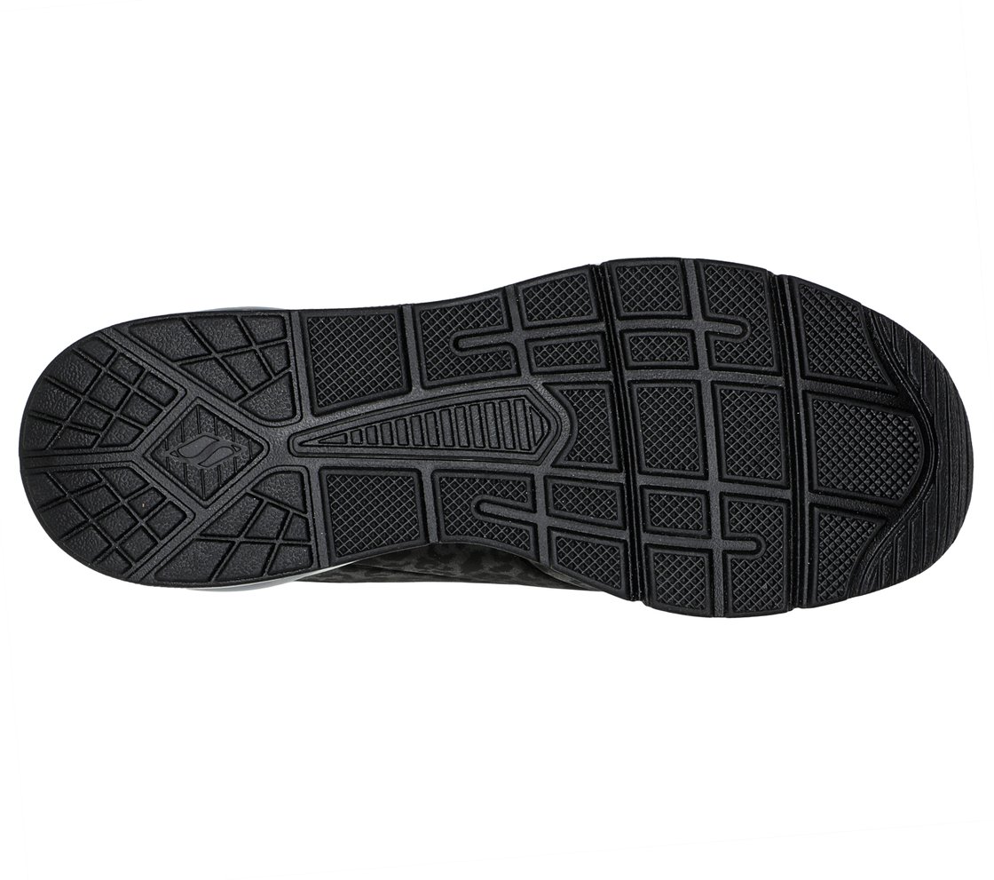 UNO 2 - IN-KAT-NEATO,  Footwear Bottom View