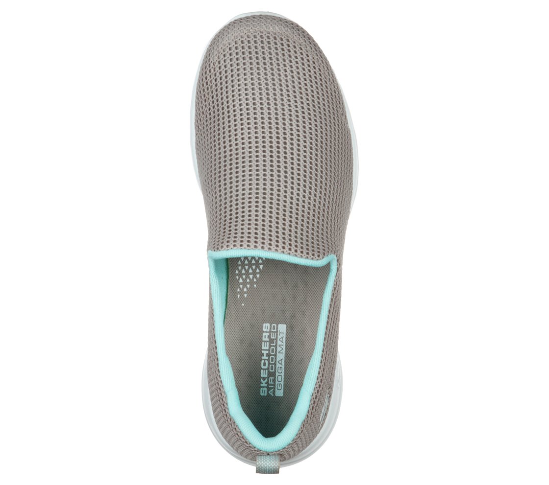 GO WALK JOY-CENTERPIECE,  Footwear Top View