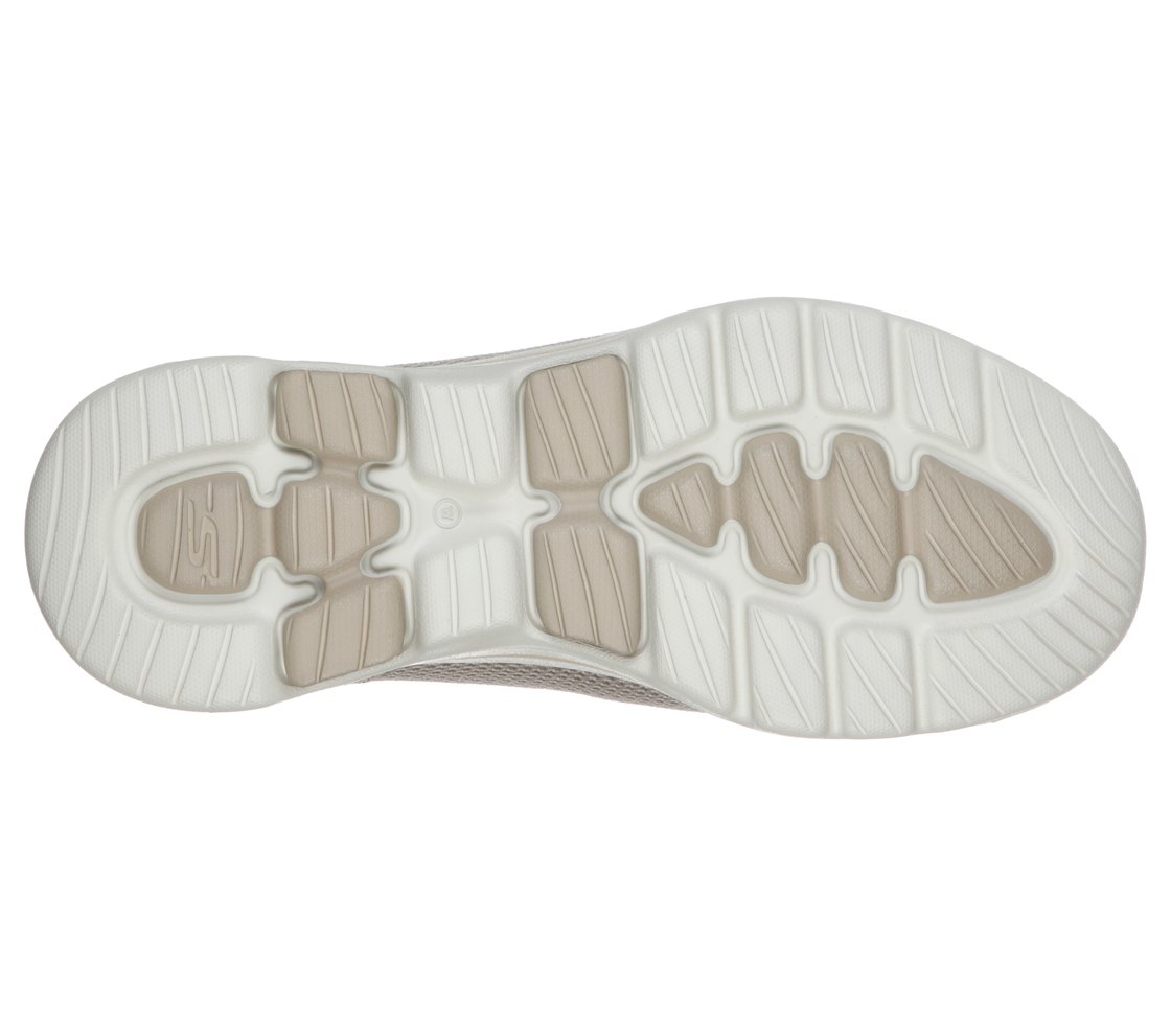 GO WALK 5,  Footwear Bottom View
