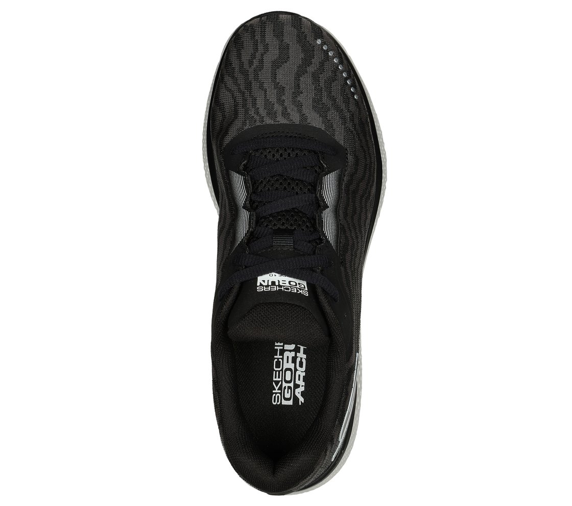 GO RUN RIDE 10, BLACK/WHITE Footwear Top View