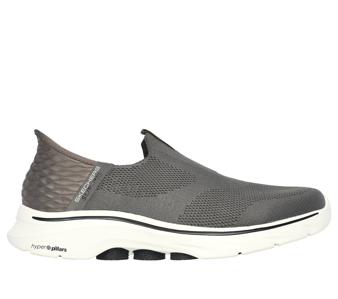 GO WALK 7 - EASY ON 2, BROWN Footwear Lateral View