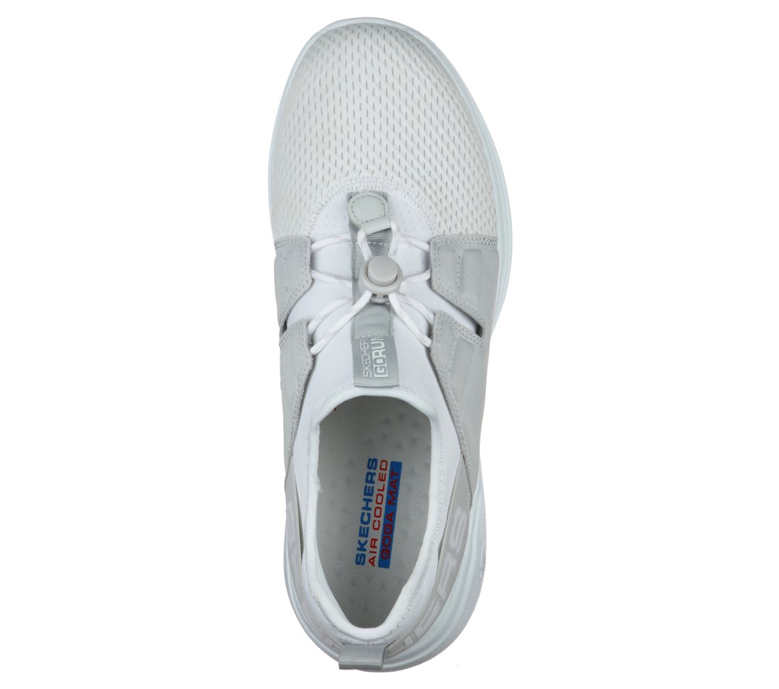 GO RUN FAST  - TIMING,  Footwear Top View