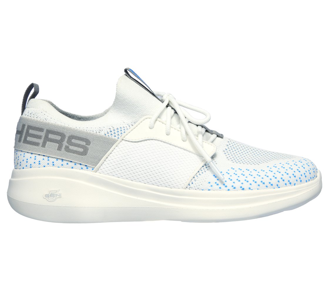 GO RUN FAST,  Footwear Lateral View