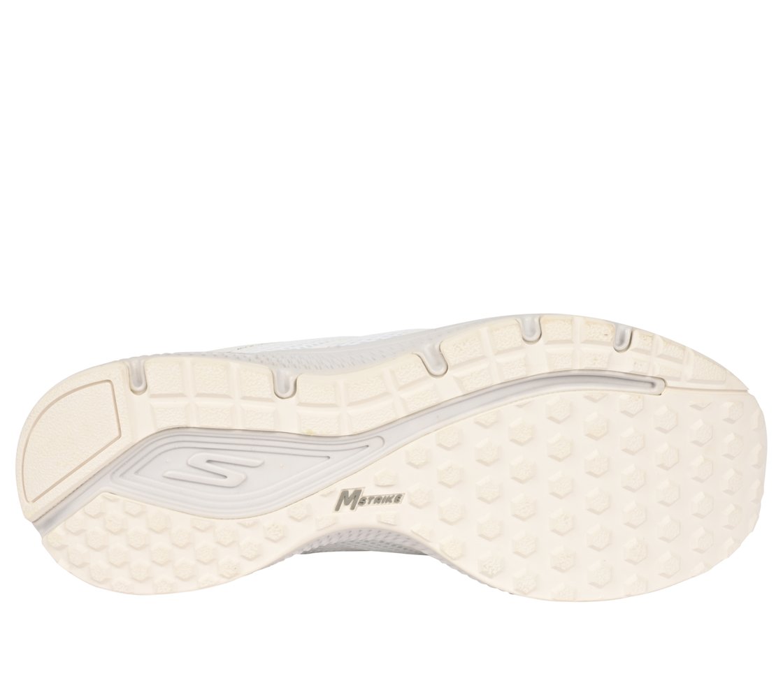 GO RUN CONSISTENT - TRACEUR,  Footwear Bottom View