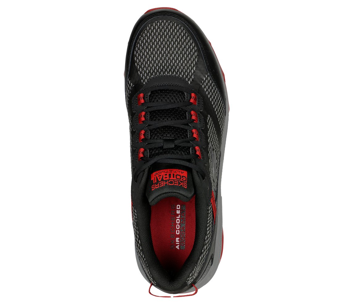 GO RUN TRAIL ALTITUDE, BLACK/RED Footwear Top View