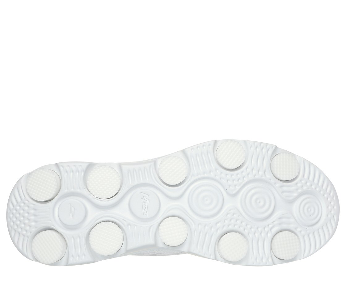 GO RUN 7,  Footwear Bottom View