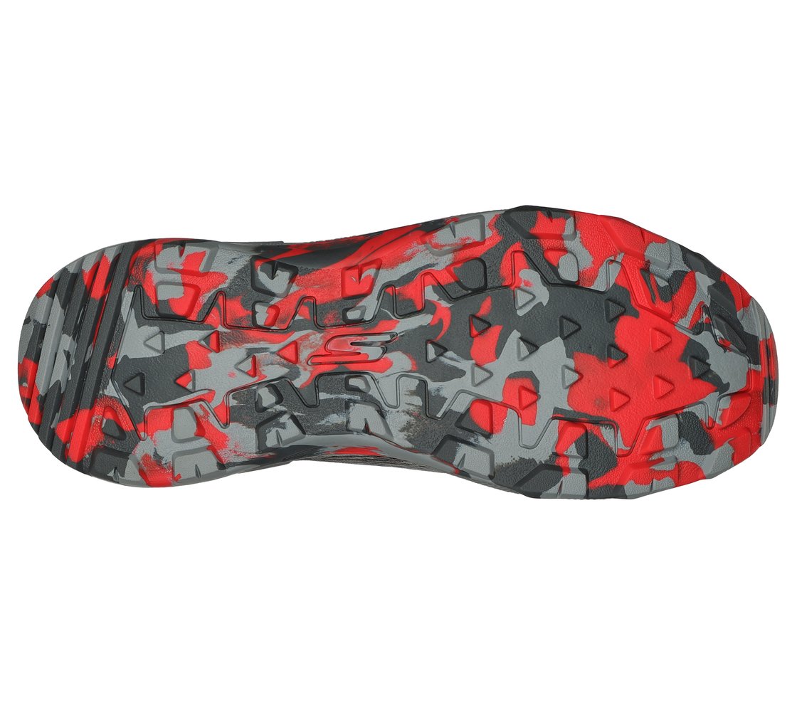 GO RUN TRAIL ALTITUDE-PHANTOM, GREY/RED Footwear Bottom View