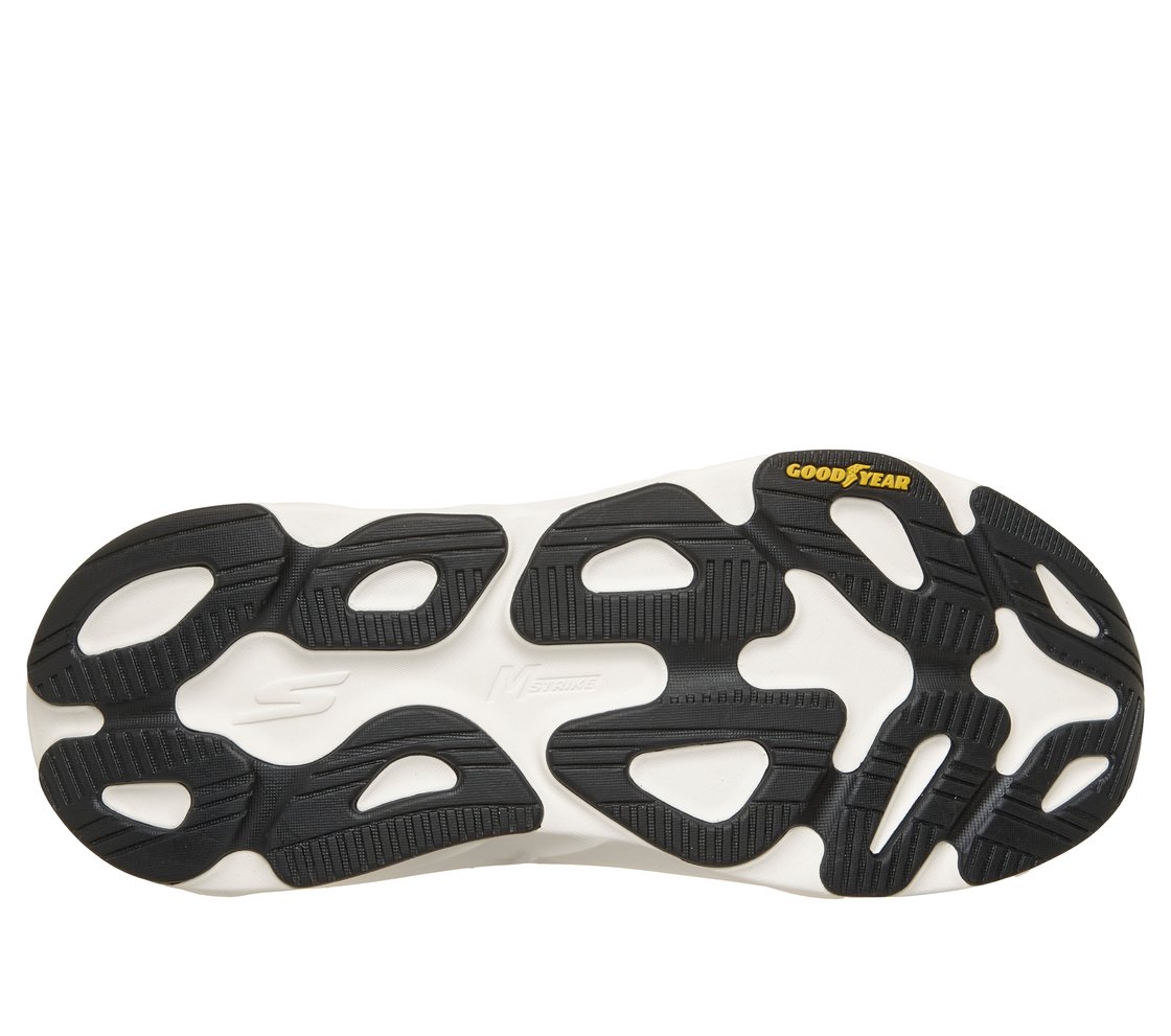MAX RUN, BLACK/MULTI Footwear Bottom View