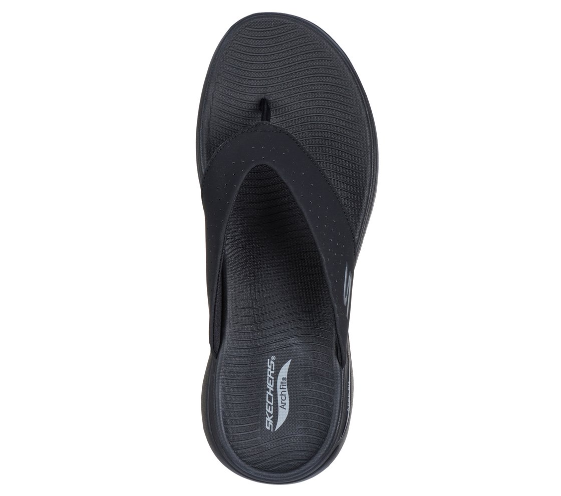 GO WALK ARCH FIT SANDAL - SURFA, BLACK Footwear Top View