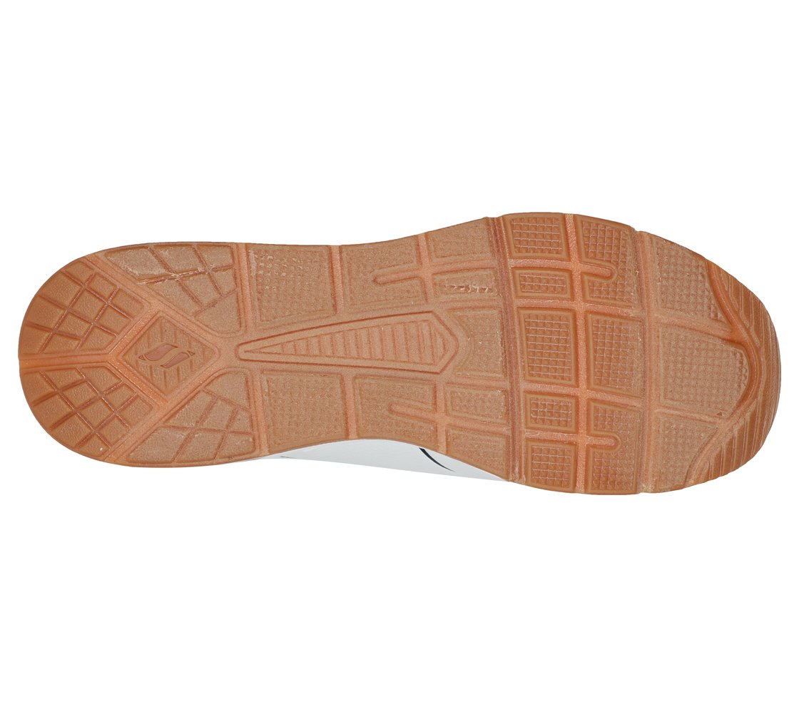 UNO 2,  Footwear Bottom View