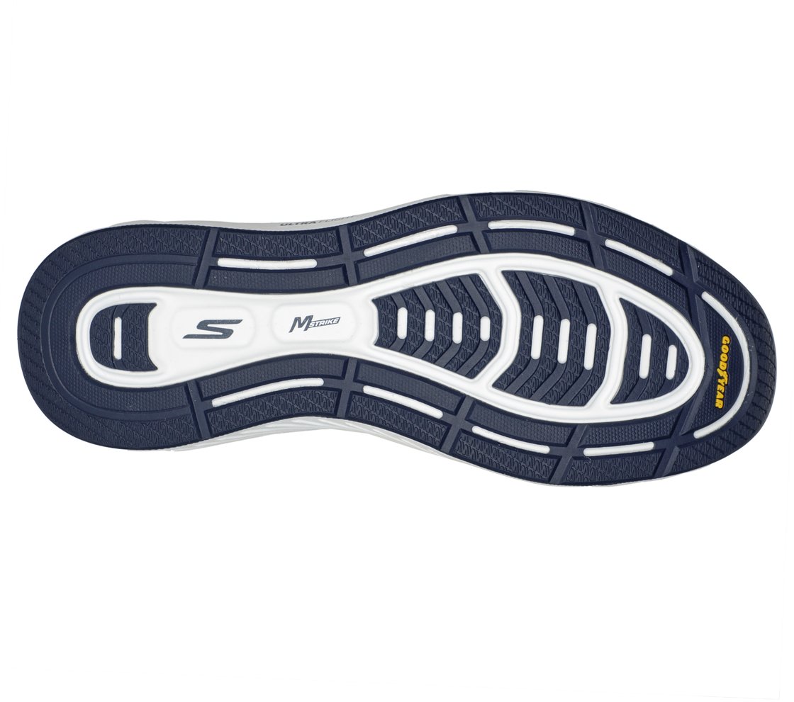 GO RUN BALANCE 2,  Footwear Bottom View