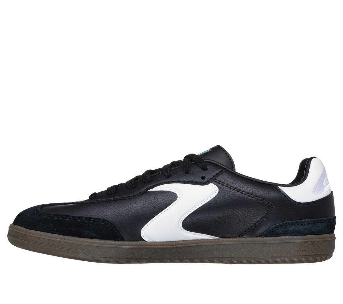 HOTSHOT - PYKE, BLACK/WHITE Footwear Left View