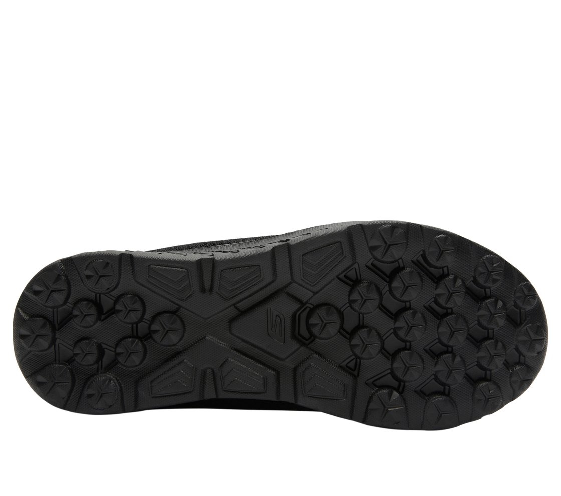 GO RUN 400, BLACK/LIME Footwear Bottom View