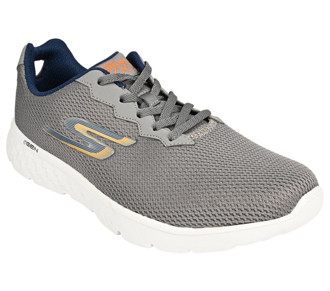 GO RUN 400,  Footwear Right View