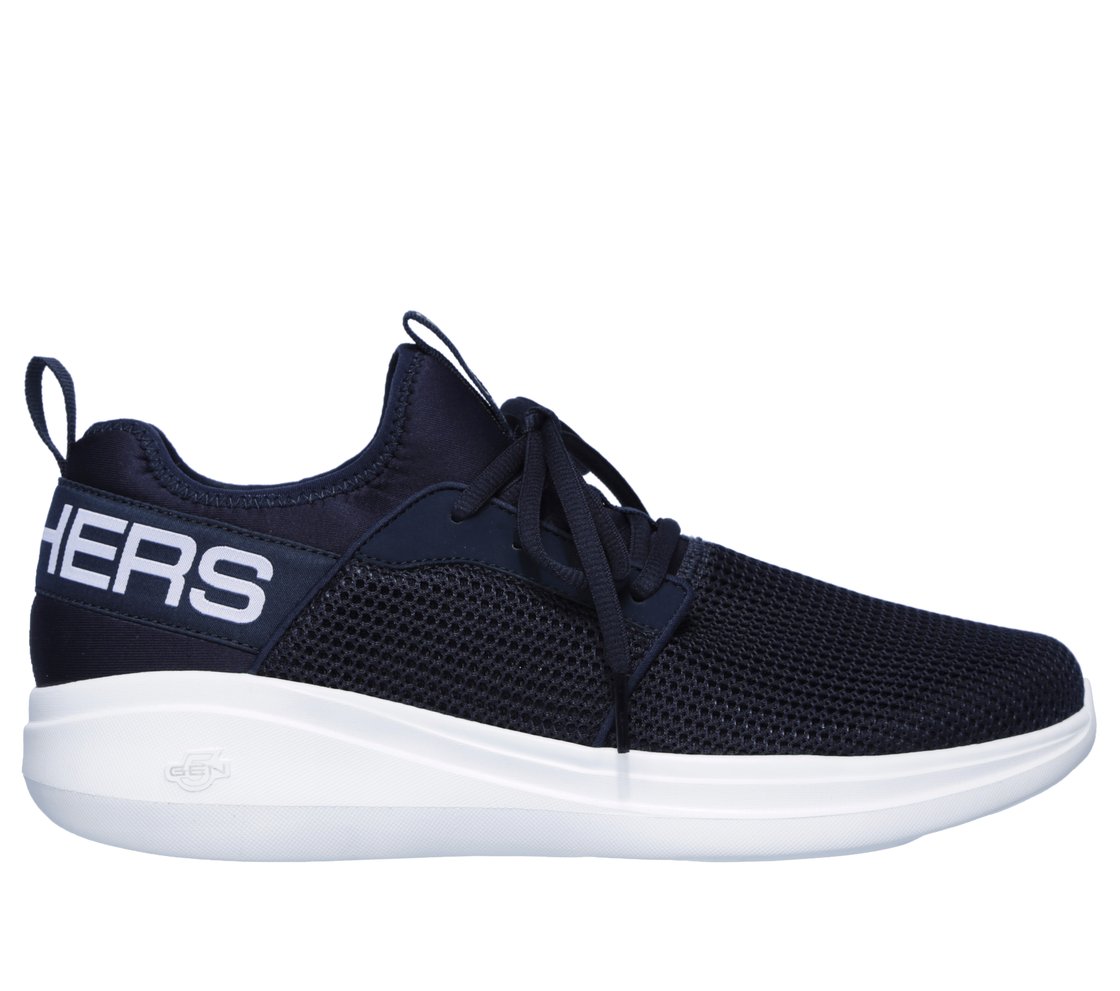 GO RUN FAST-VALOR,  Footwear Lateral View