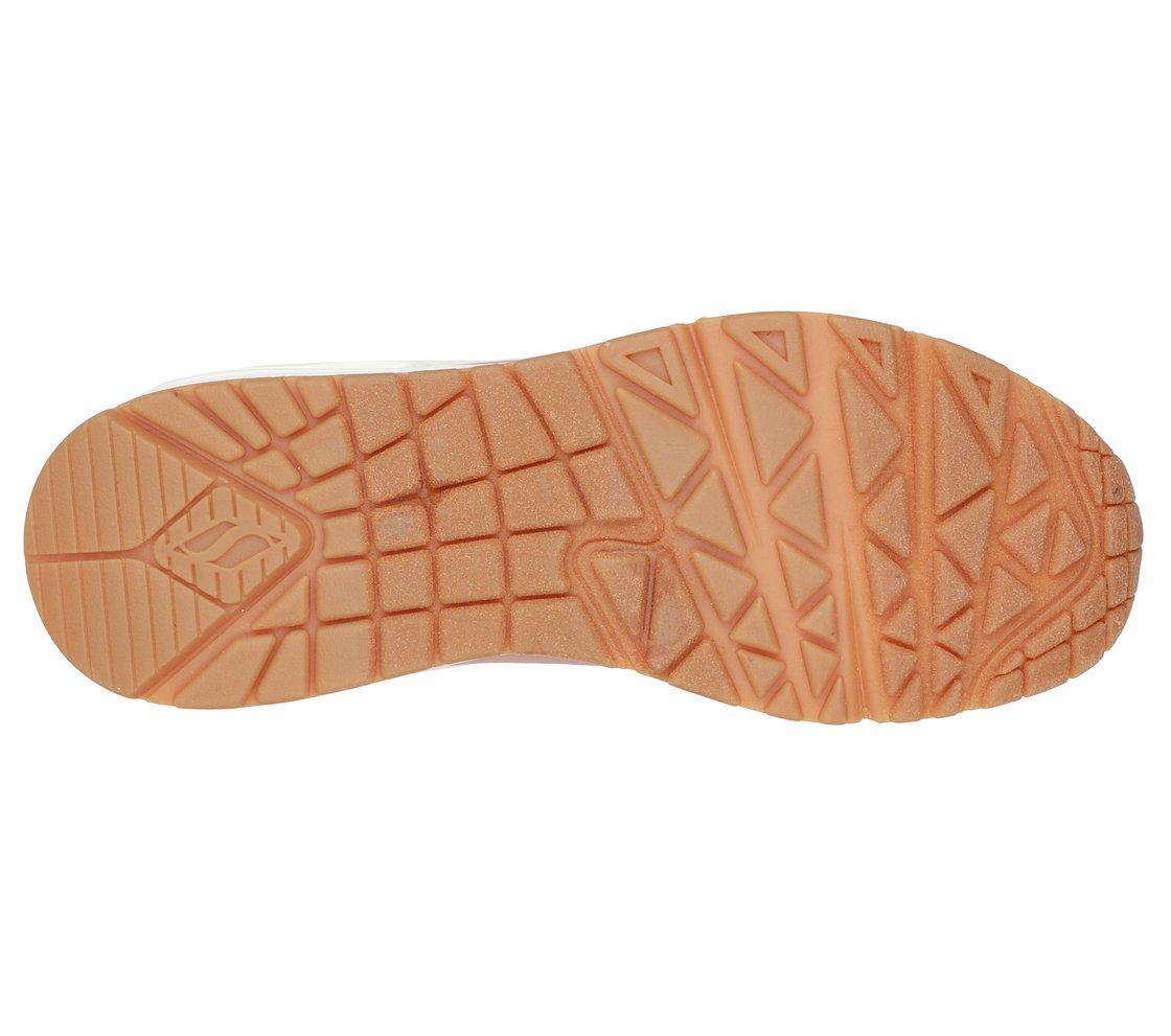 UNO - STAND ON AIR, BLUSH