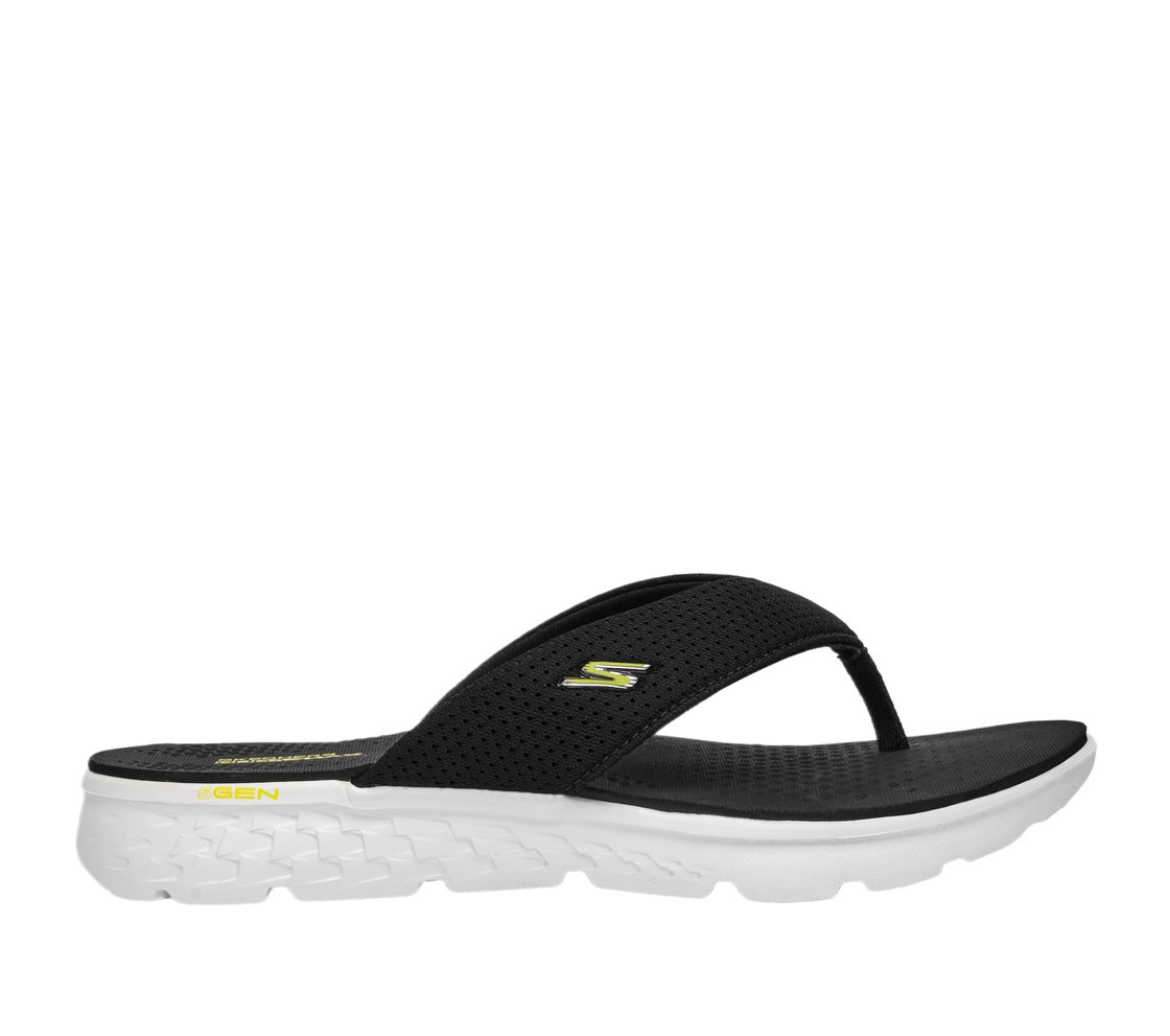 ON THE GO 400, BLACK Footwear Lateral View