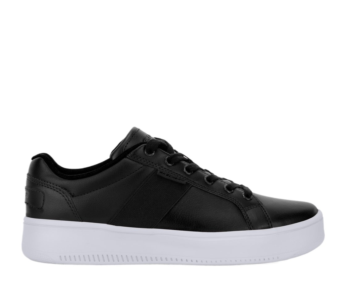 SPORT COURT 92, BBBBLACK Footwear Lateral View