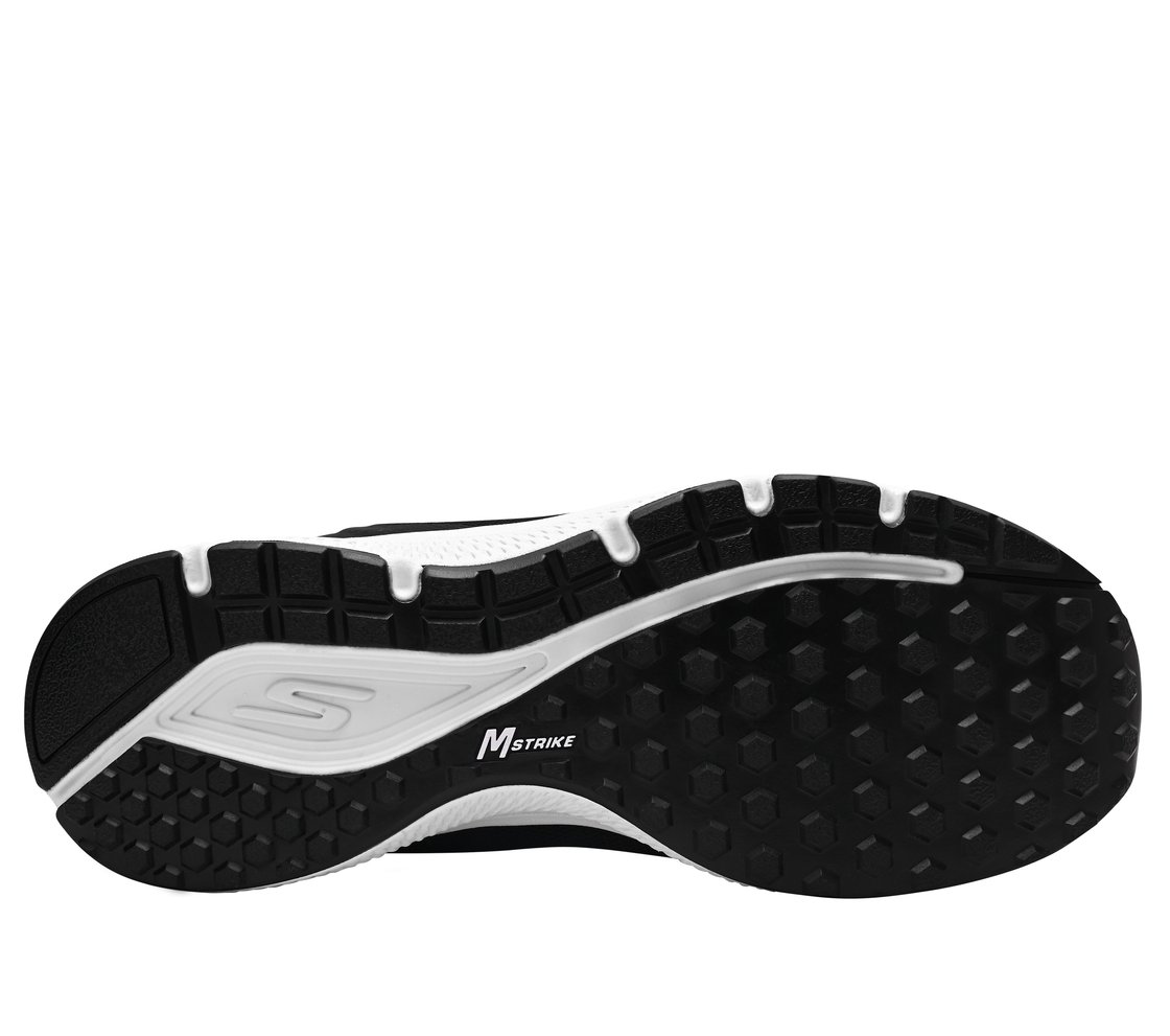 GO RUN CONSISTENT, BLACK / WHITE Footwear Bottom View