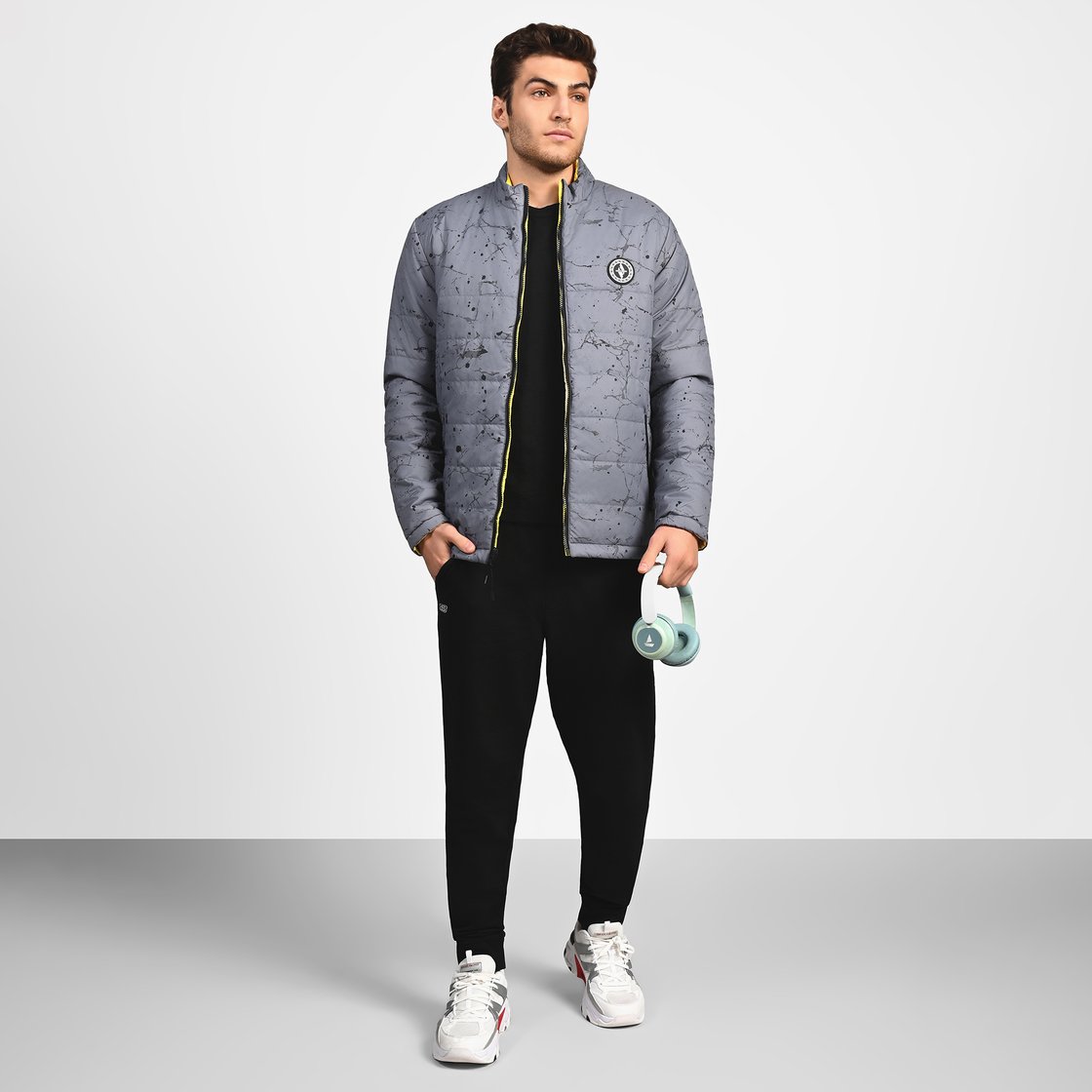 OASIS SPLATTER PUFFER, WHITE/CHARCOAL Apparel Right View