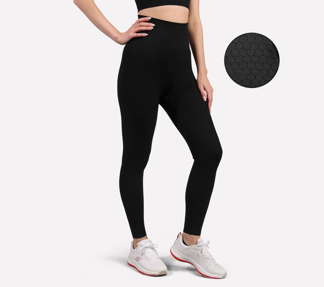 ENGINEERED COMPRESSION LEGGING, BLACK Apparel Bottom View