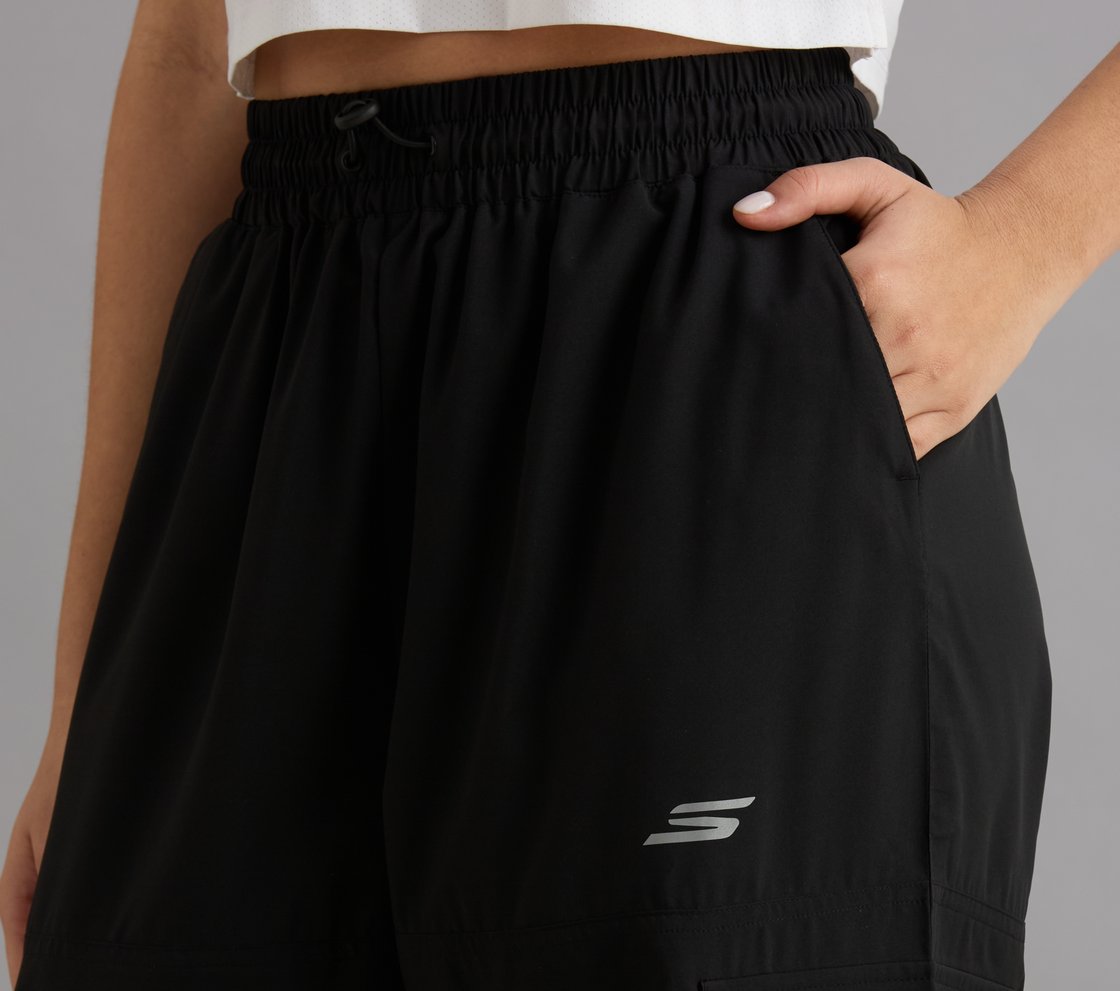 ACTIVE WOVEN JOGGER,  Apparel Right View