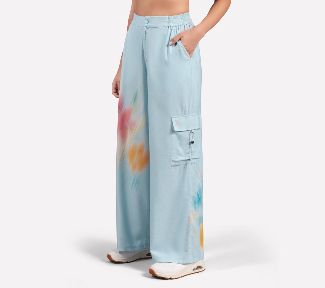 BLURRY FLORAL  PRINT FLARED PANT, WHITE/PINK/LIGHT BLUE