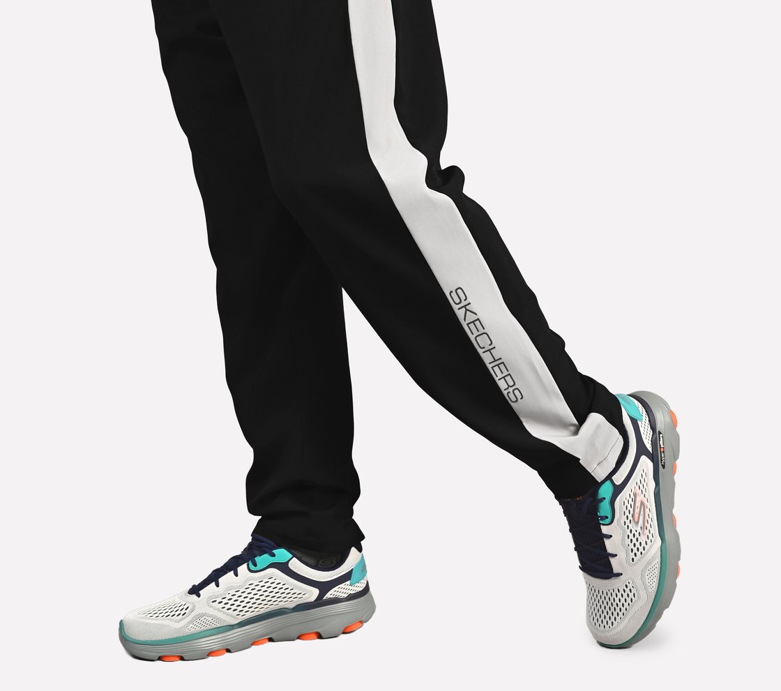 MENS COLORBLOCK TRACK PANT, BLACK Apparel Right View