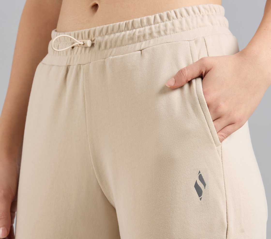 BASIC FIT BRANDED JOGGER, NATURAL/BLUE Apparel Right View