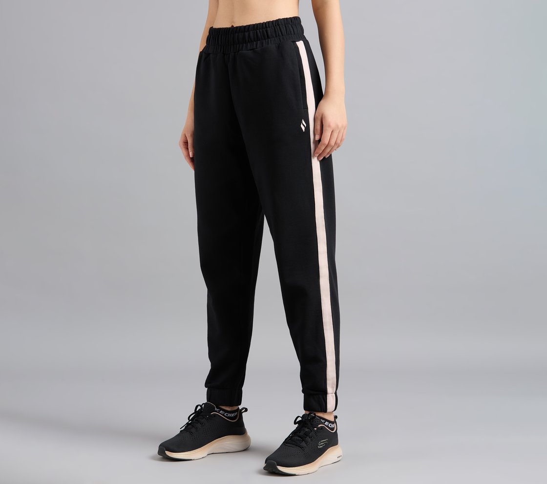 CONTRAST TAPE JOGGER, BLACK Apparel Top View