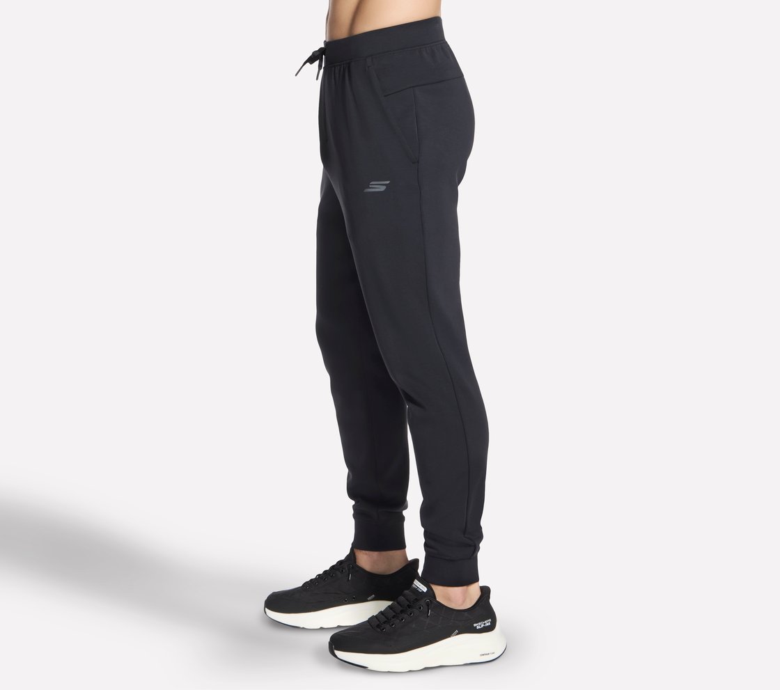 SKECHCLOUD ELEVATE 2.0 PANT, Black Apparel Bottom View