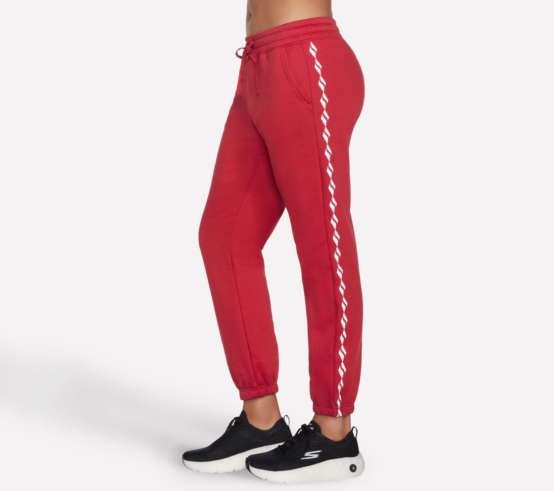 SKECHSWEATS DIAMOND CHAIN JOGGER, RED Apparel Bottom View