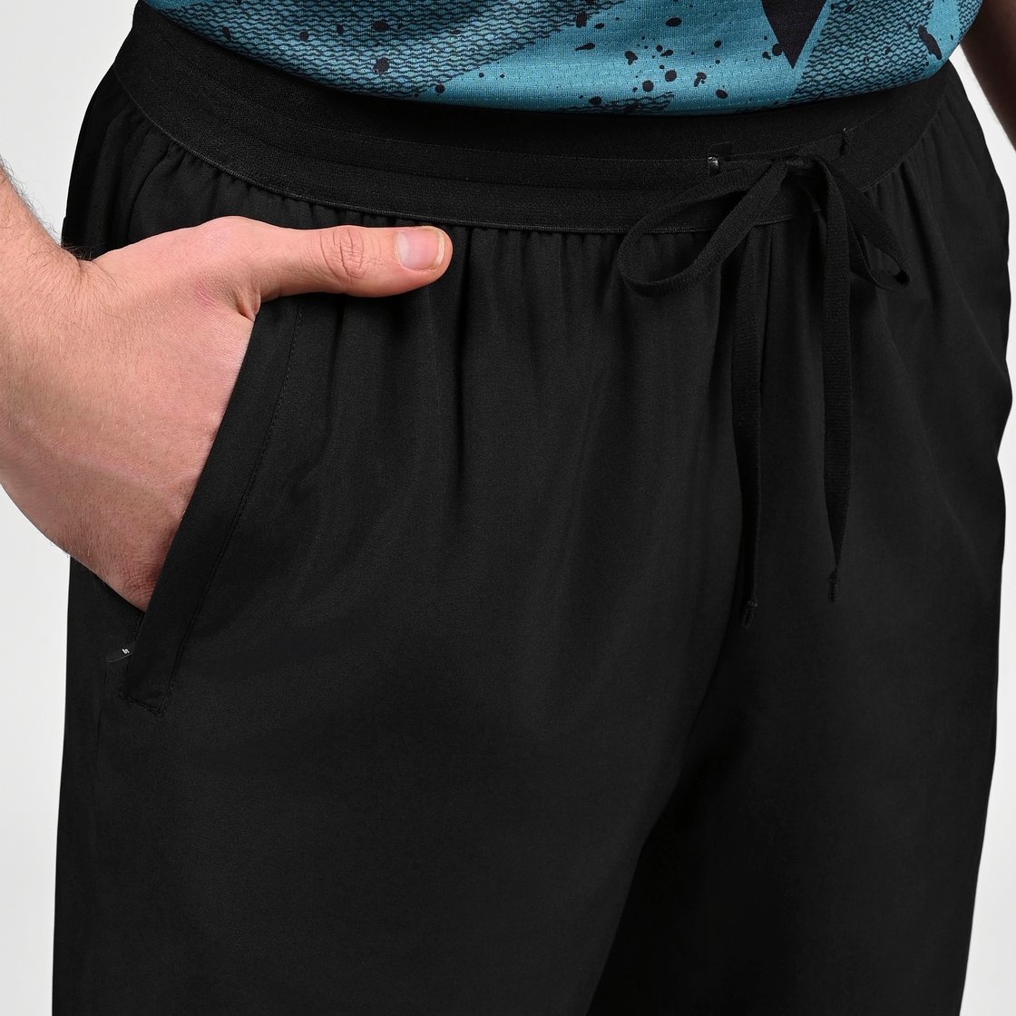 SKECHERS PERFORMANCE SHORTS, BBBBLACK Apparel Right View