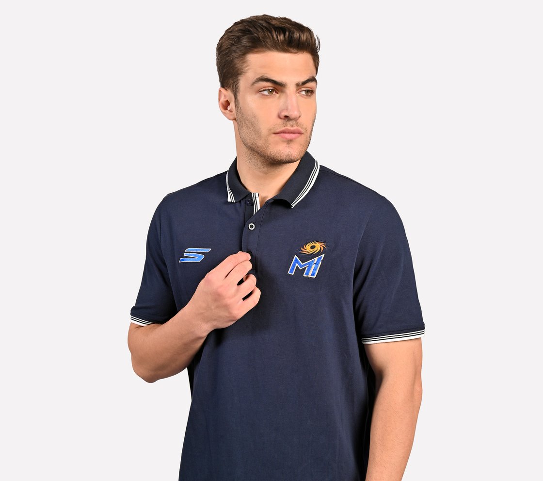 MUMBAI INDIANS: IPL TRAVEL POLO 2025, ROYAL BLACK Apparel Lateral View