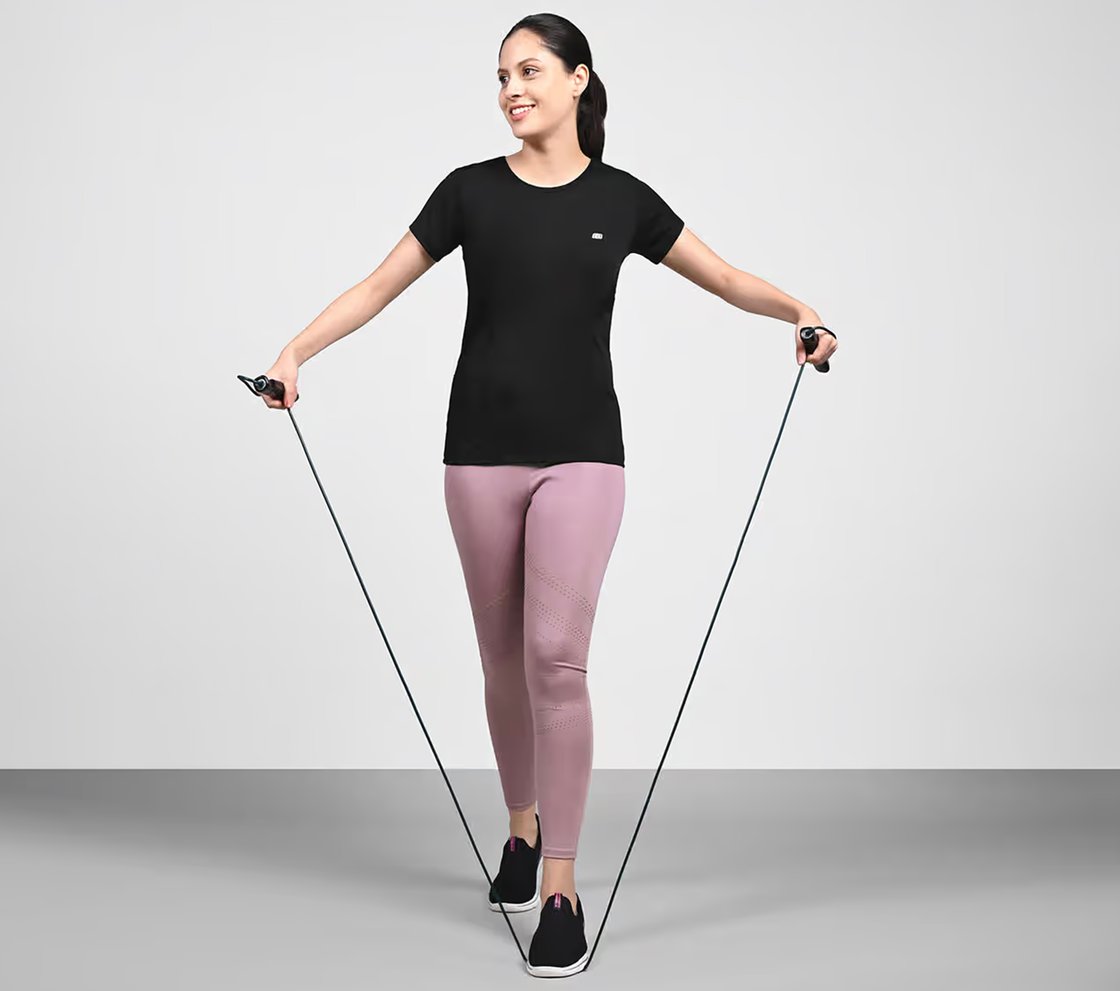MESH DETAILED PERFORMANCE TOP, BBBBLACK Apparel Right View