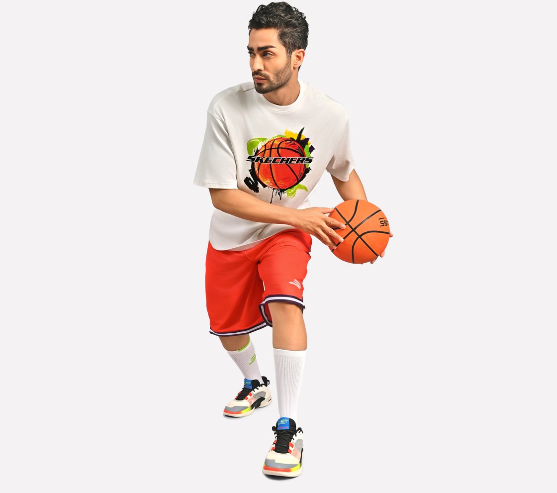BASKETBALL GRAPHIC T-SHIRT, WHITE Apparel Right View