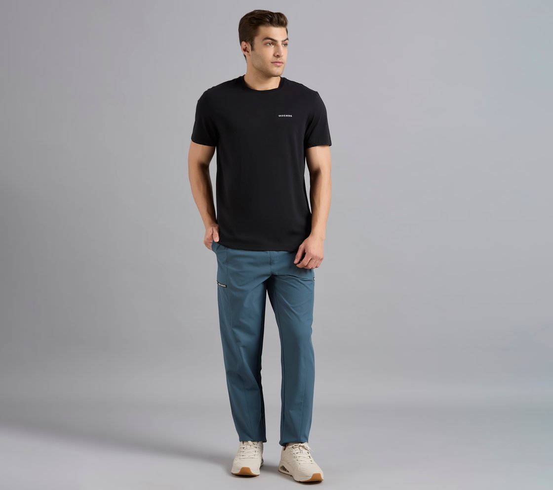 ESSENTIAL BRANDING T SHIRT, BLACK Apparel Right View