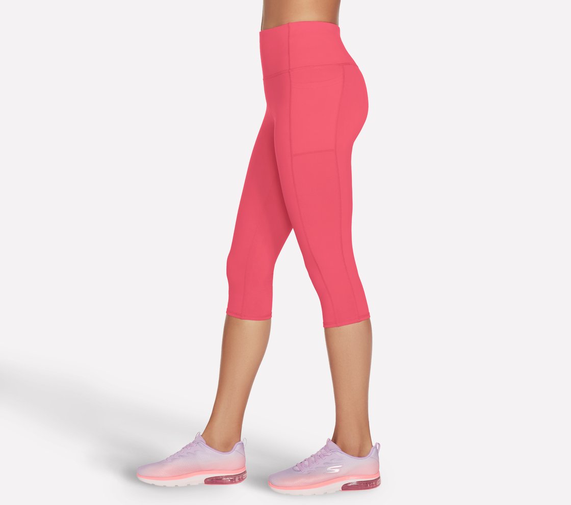 GOFLEX HW CAPRI, RED/BLUE Apparel Bottom View